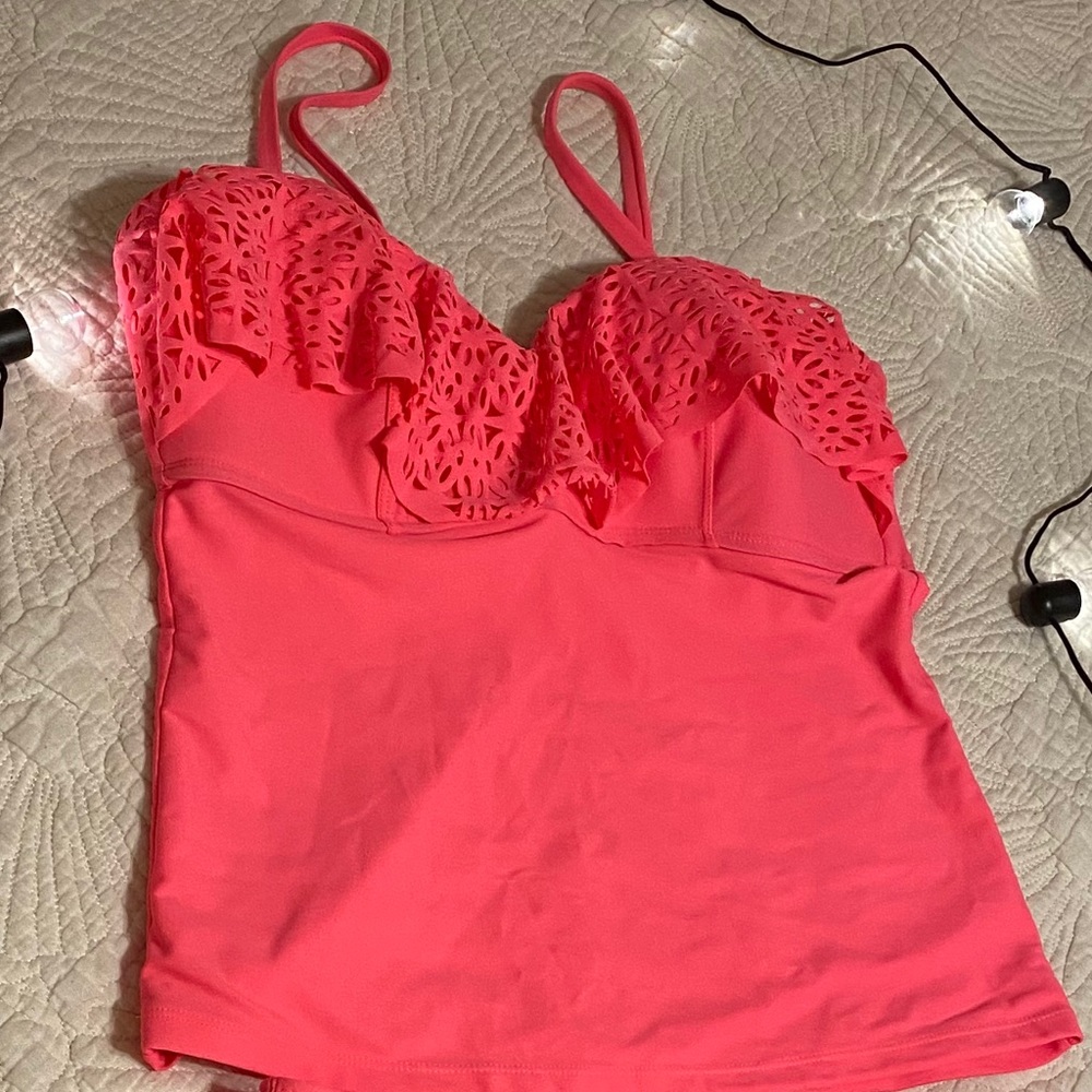 Nice swimming top